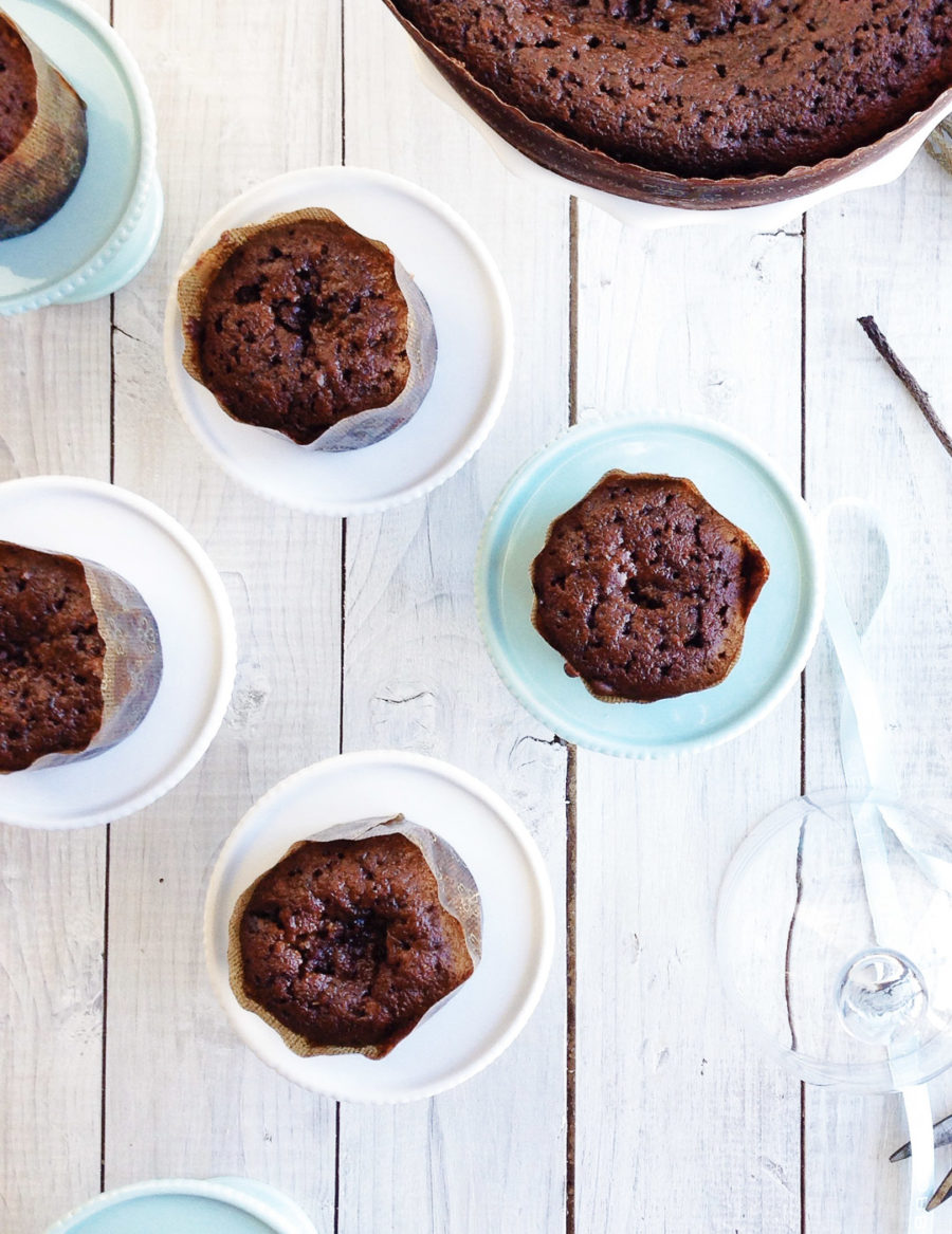 small sticky toffee